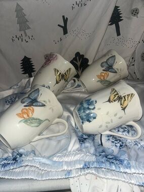 Lenox Porcelain Floral & Butterfly Mugs in Pastel Pink, Blue, Yellow and Green